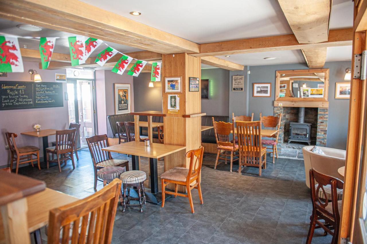 The Lion Hotel Blaenavon Exterior photo