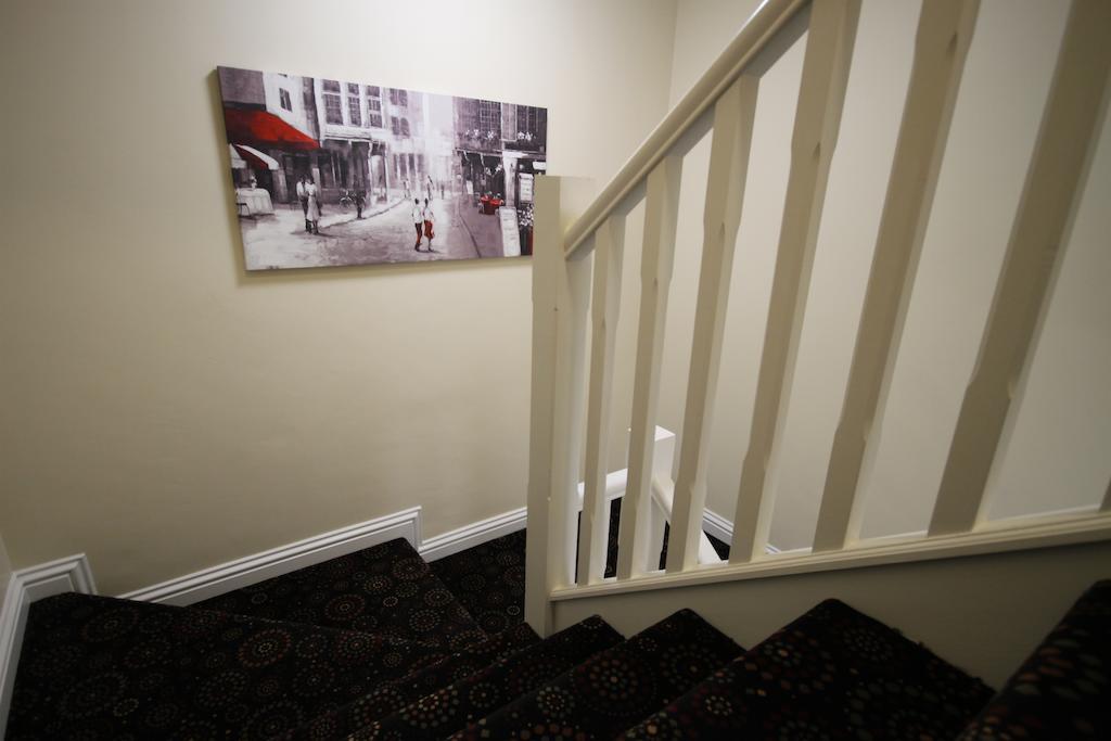 The Lion Hotel Blaenavon Exterior photo