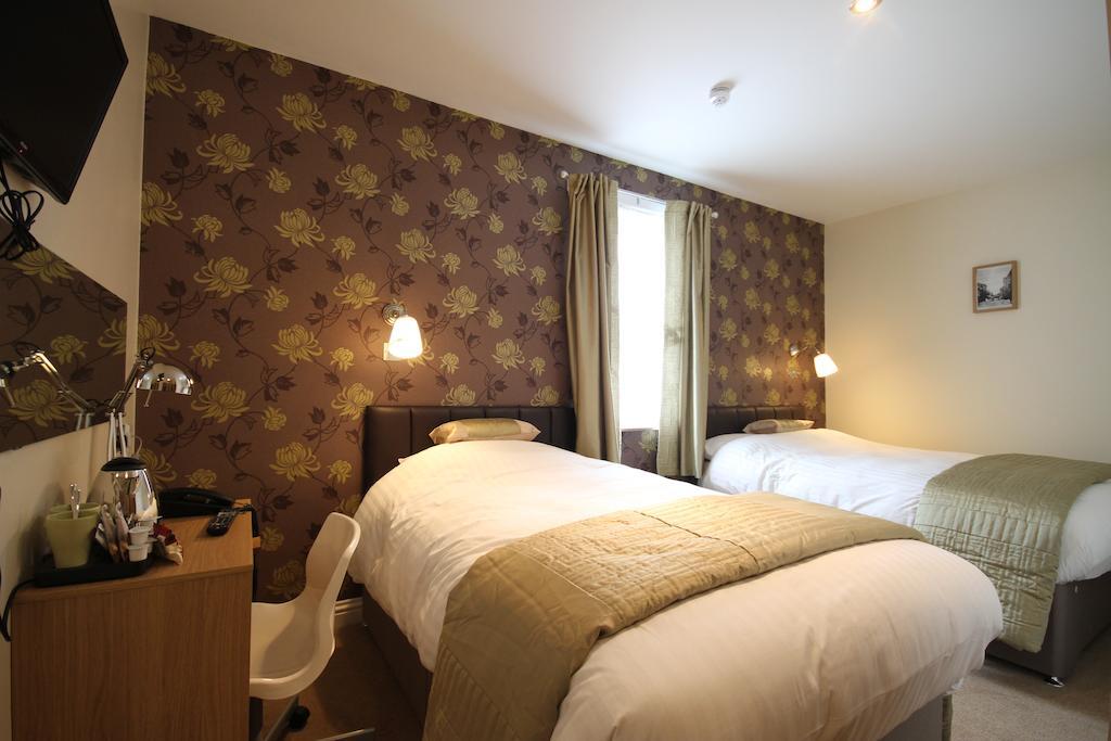 The Lion Hotel Blaenavon Room photo